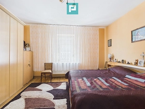 Casă cu 4 camere și teren de 1.910 mp în Macea - imagine 11