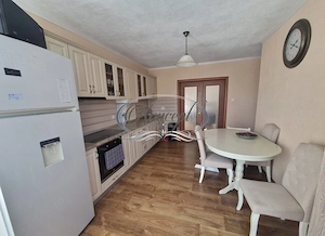 Apartament 3 camere cu terasa in vila, Zorilor - imagine 12