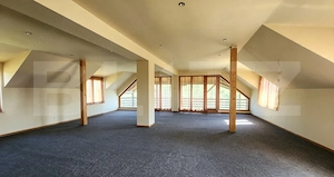 Apartament exclusivist cu 3 camere 80 mp utili Complex 3.000 mp teren, Reghin