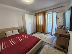 Inchiriez ap. 2 camere decomandat mare in Zona Girocului