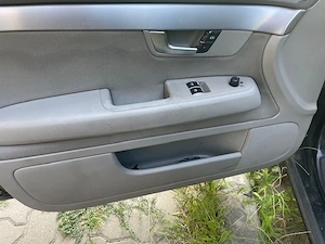 Audi A4 2.0 TDI 2006 Proprietar - imagine 6