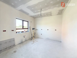 Duplex cu 5 camere, 117 mp utili si 348 mp teren, de vanzare in Sacalaz - imagine 7