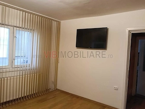 Bloc izolat, 54mp, la 3 minute de Shopping Mall - imagine 3