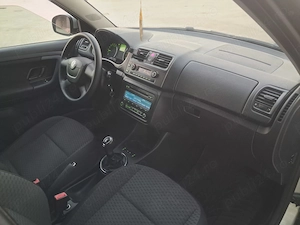 De vânzare Skoda Fabia An 2011 Motorizare 1.6 Diesel 105Cp  Euro 5 Taxe 2027 - imagine 9