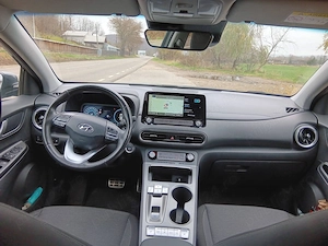 Vand masina electrica: Hyundai Kona Electric -aprilie 2023-136 CP HIGHWAY NAVY+  - imagine 3