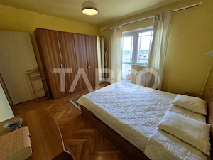 Apartament decomandat 74 utili 3 camere balcon lift Terezian Sibiu - imagine 11