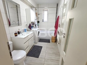 Apartament decomantat 3 camere 2 bai 70 mp utili cu parcare subterana - imagine 6