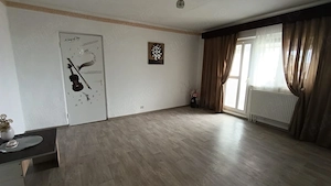 Apartament vânzare Râmnicu Sărat Toamnei - Piața Centrală - imagine 2