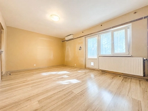 3 camere decomandat, etaj 1, centrală proprie, 2 balcoane + logie - imagine 2