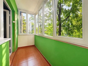 3 camere decomandat, etaj 1, centrală proprie, 2 balcoane + logie - imagine 9