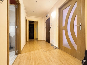 3 camere decomandat, etaj 1, centrală proprie, 2 balcoane + logie - imagine 5