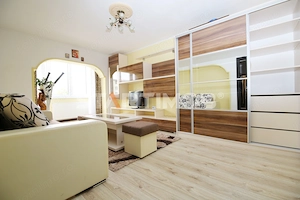 Apartament mobilat doua camere cu parcare Calea Bucuresti