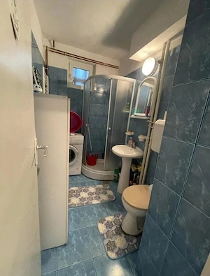Apartament 2 camere central Piata 700 etaj 2 bloc carmida pozitie excelenta  - imagine 8