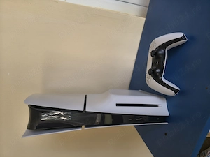 Vând PlayStation 5 Slim cu disk 1 TB