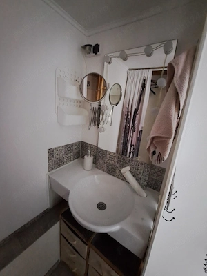 Studio cu dormitor separat, la 2 minute de metrou, bloc reabilitat recent - imagine 9