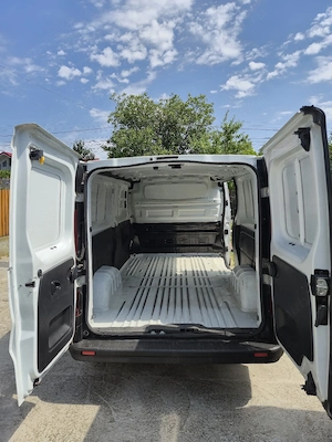 furgoneta nissan nv300 - imagine 6