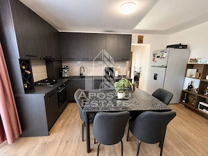 Apartament cu 2 camere, mobilat, etaj 2, Giroc - imagine 4