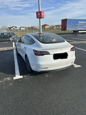 Tesla model 3 standard - imagine 2