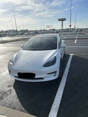 Tesla model 3 standard