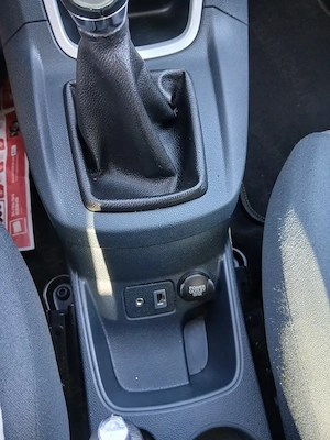 Ford fiesta an 2009 benzina 1.3 klimatronic pilot automat adusă recent Germania  - imagine 6