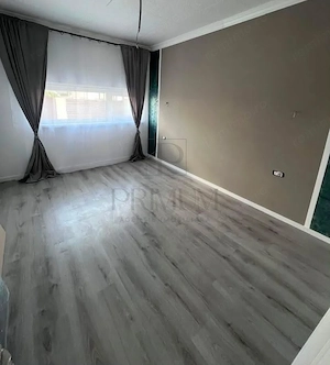 Mosnita Veche - Duplex pe parter - Compartimentare excelenta - - imagine 2