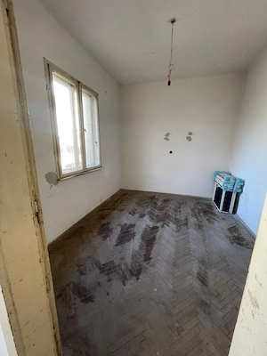 Vand casa caramida,str.Oituz,vis a vis de Salvare si Spital - imagine 7