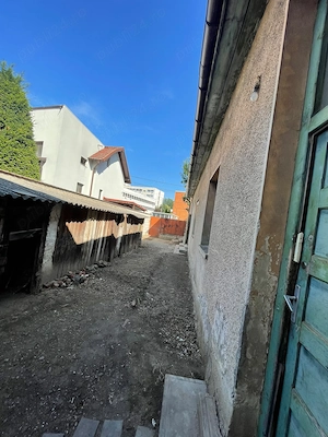 Vand casa caramida,str.Oituz,vis a vis de Salvare si Spital - imagine 13