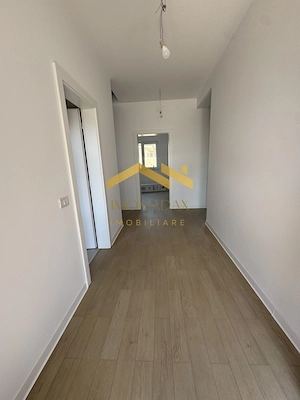 -Casa individuală -4 camere -2 băi - - imagine 5