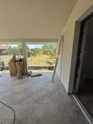 -Casa individuală -4 camere -2 băi - - imagine 15