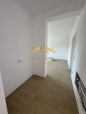 -Casa individuală -4 camere -2 băi - - imagine 12