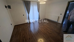 Spațiu Comercial de Închiriat   Zona Crinului, (295 mp) etaj 1 si 2 - imagine 16
