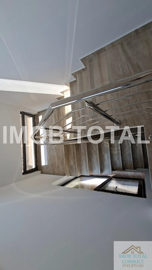 Spațiu Comercial de Închiriat   Zona Crinului, (295 mp) etaj 1 si 2 - imagine 8