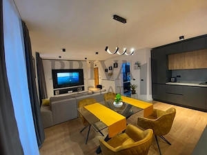Apartament de lux, 2 camere, 62 mp + 13 mp terasa, loc de parcare