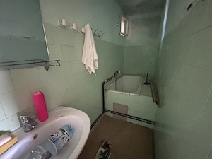 Vand apart.3 cam.st.181 mp., zona Ceaikovski,et.2 din 2, cu acoperis schimbat - imagine 8