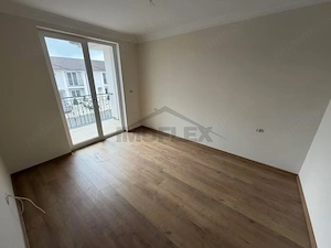 Casa insiruita de vanzare in Giroc, zona centrala, comision 0% - imagine 2