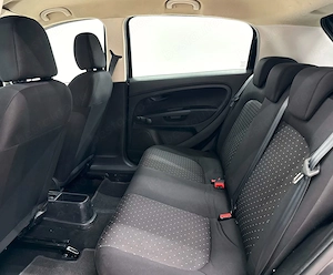 Fiat Punto 1.4 8V Dynamic - imagine 16