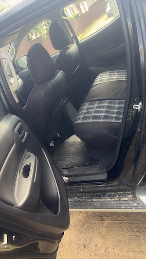 Mitsubishi L200, motor 2,3 diesel din 2021, cu doar 58 mii km  - imagine 10
