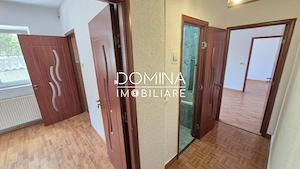 Vânzare apartament 3 camere, str. Slt. Gheorghe Bărboi - zona Casei Tineretului - imagine 8