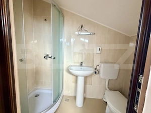 Apartament cu scara interioara 5 camere,4 bai,2 balcoane,zona Cetate - imagine 9