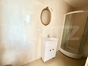 Apartament cu scara interioara 5 camere,4 bai,2 balcoane,zona Cetate - imagine 7