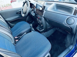 Fiat Punto 1.3Diesel   63000Km   Navi Camera A C Electrice - imagine 7