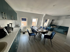Apartament cu 4 camere, 79 mp utili, zona Closca