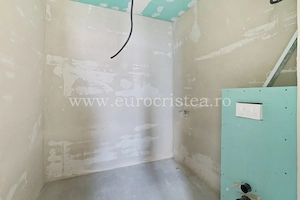 Apartament cu 2 camere și terasă de 6.11 m , în Mangalia    Casa Cristian ,la doar 800m de plajă. - imagine 3