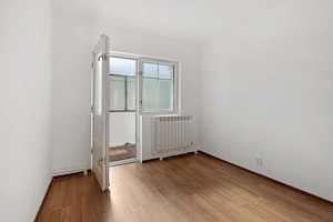 Apartament 3 camere în Mangalia , 600 m până la plajă - imagine 6