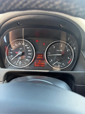 BMW X1 E84 sDrive20d 184 CP Automată XLINE   Xenon   Navi   Scaune încălzite - imagine 3