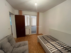 Caransebes, 3 Camere, Et.1, Renovat, Zona Nord - imagine 4