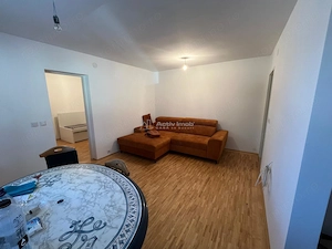 Caransebes, 3 Camere, Et.1, Renovat, Zona Nord - imagine 2