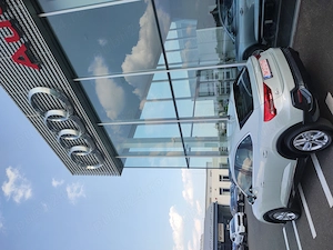 Audi Q3 Sportback 35 TFSI- an fabricație 2023 - imagine 2