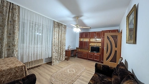 Apartament 3 camere de vanzare zona Dristor - imagine 2