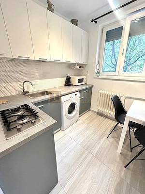 Apartament la Punctele Cardinale, langa Medicina - imagine 11